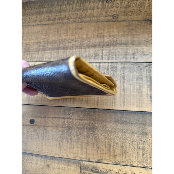 Vintage CELINE Wallet Women's Leather Monogram Fold French Paris France 90s - Picture 5 of 9